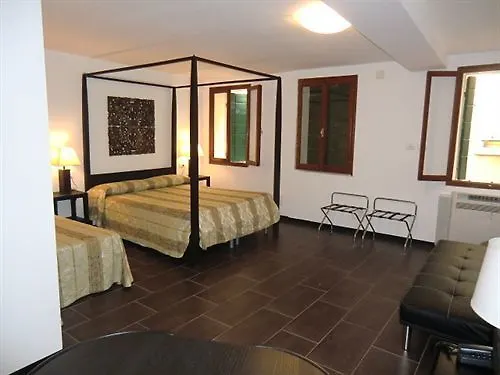 Hotel Mignon Venedig 3*,  Italien