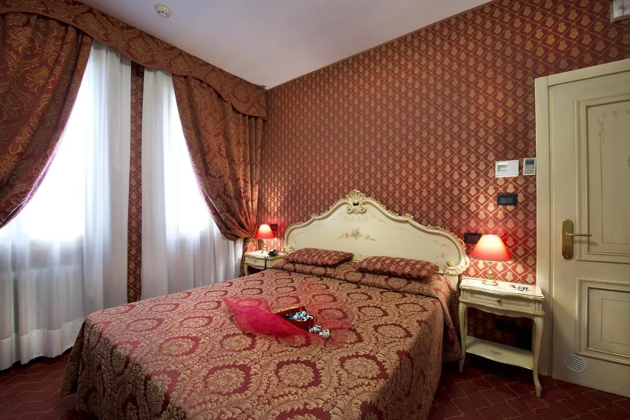 Hotel Mignon Venedig 3*,  Italien